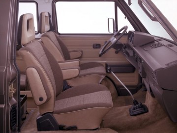 35 lat Multivana T3